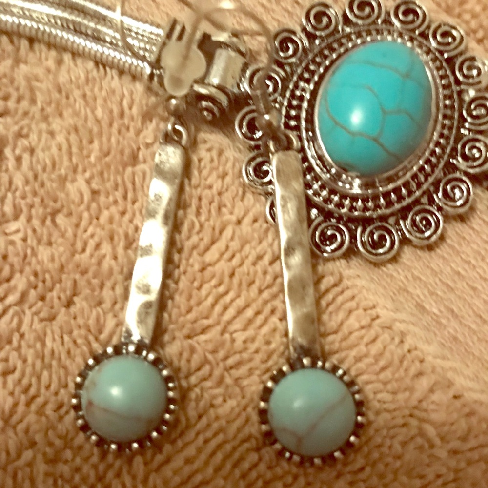 Turquoise bracelet with turquoise earrings